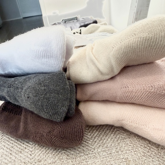 PUMA 6 Pack 6 colors Crew Socks Shoe Size 8-12 NWT - Picture 4 of 12